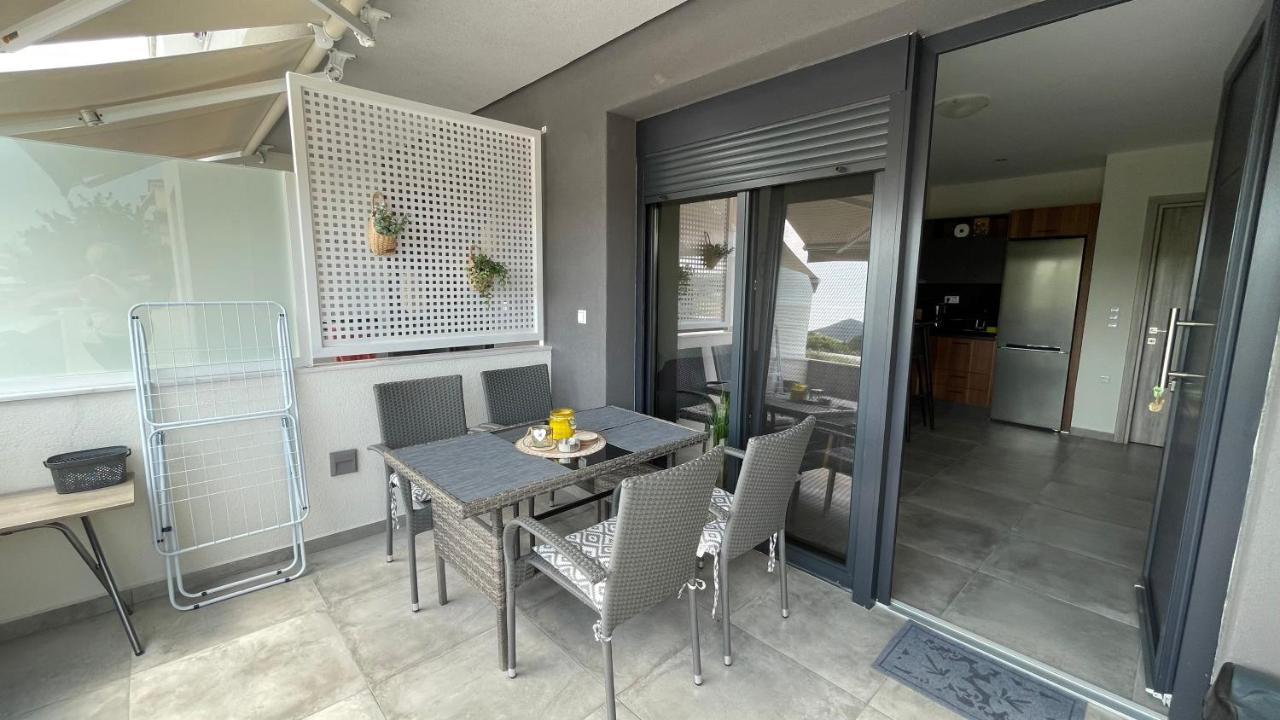 Thalassa Apartment Nea Peramos  Exterior photo